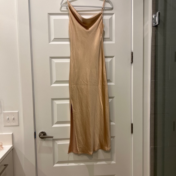 Princess Polly Zamora Maxi dress - Picture 3 of 6